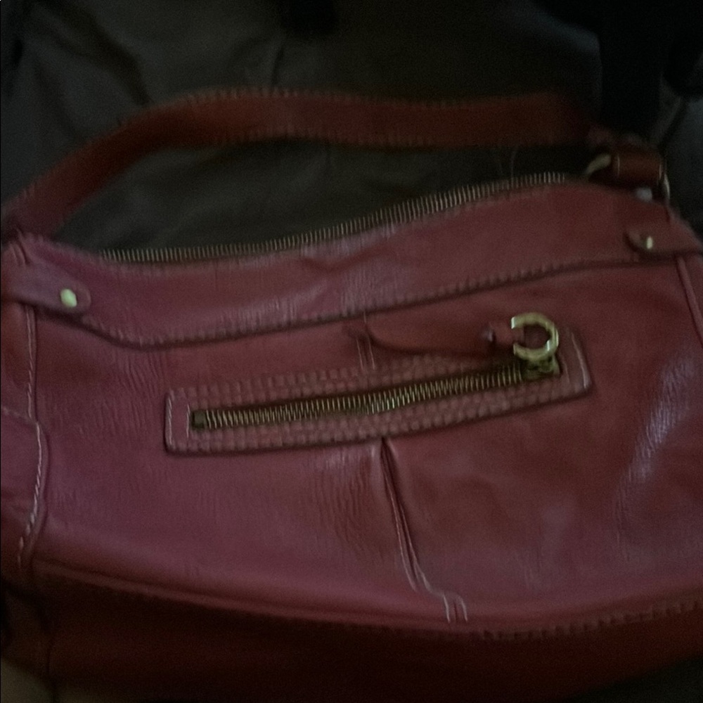 Fossil Red Leather Shoulder Bag with Hobo Style